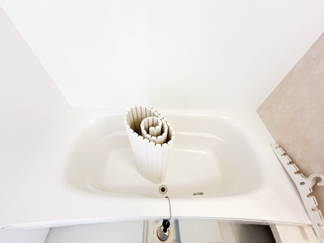 福井ガーデンハイツ B棟の浴室