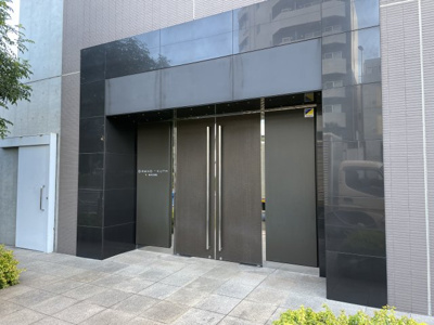 【エントランス】 | グラントゥルース馬込 | 落ち着いたエントランスです