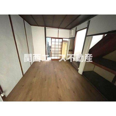 【居間・リビング】 | 萱島東町２丁目貸家