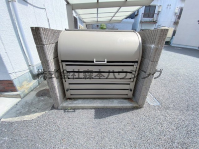 【その他共用部分】 | 　WING萱島本町 | 専用ごみ置き場です