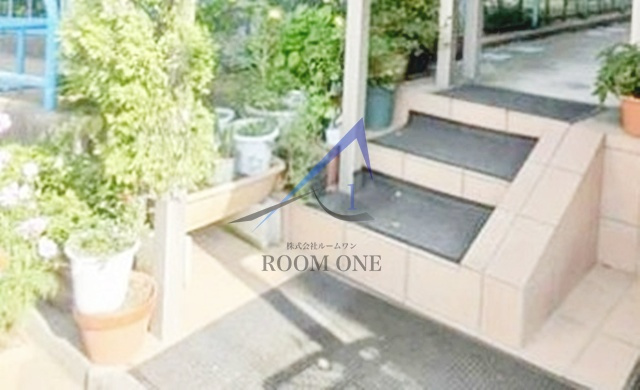 フルールハイムのエントランス|エントランスです。