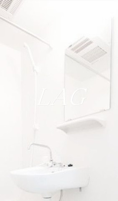 【洗面所】 | ブリリアント北千住 | 洗面台です。