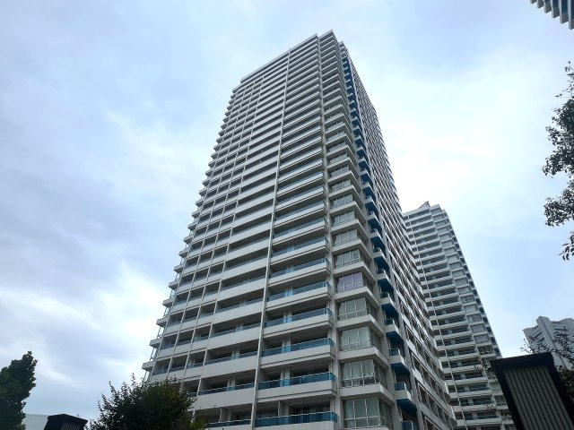 高所恐怖症の方でも、絶妙にイケそうな１２階！【MM.TOWERS the East】リフォーム