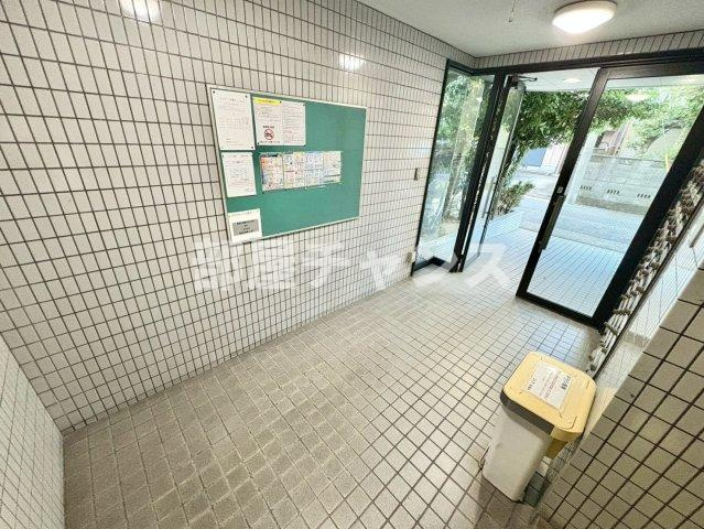 エトアール金山のロビー
