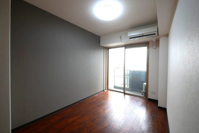 ティアラコートイーストの居間・リビング