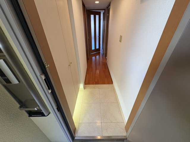 プレステージ明石魚住アルカンシェルの玄関