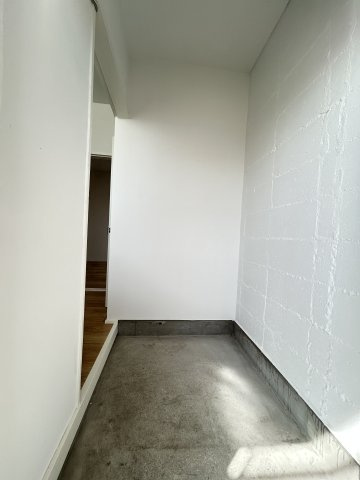 フクヤマンションの玄関