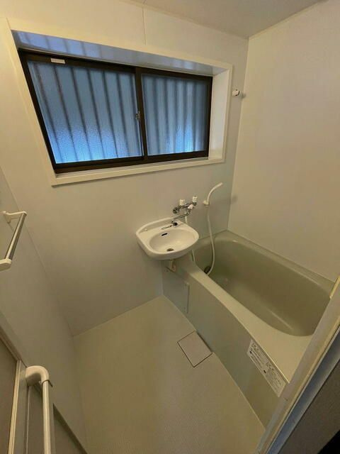 Ｉ-３４（アイ　サンジュウヨン）の浴室