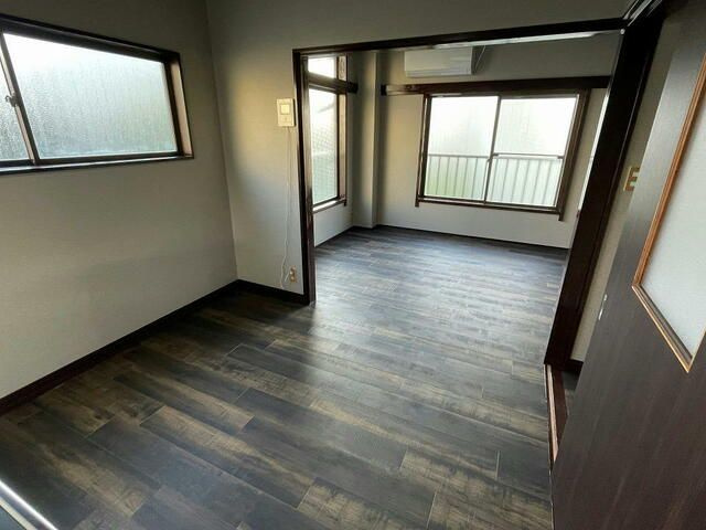 Ｉ-３４（アイ　サンジュウヨン）の内装