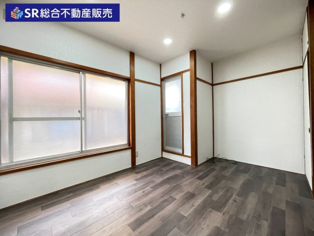 池島町4丁目中古戸建のバルコニー|弊社は住宅ローンに自信がございます。
お客様にあった銀行をご紹介いたします。
お悩みの方は弊社までお気軽に
ご相談下さいませ。