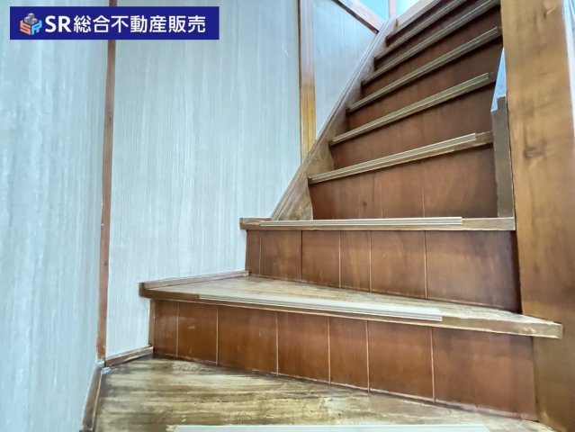 池島町4丁目中古戸建の和室|和室がひろがる居住スペース