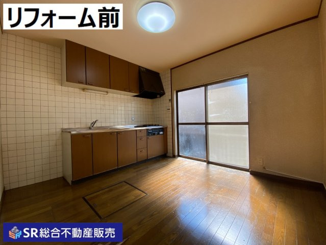 池島町4丁目中古戸建の居間・リビング|ゆったりとしたリビングです