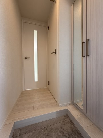 ハーモニーテラス遠里小野Ⅲの玄関