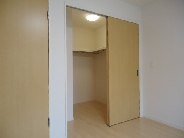 Ｐａｌｄｅａ　Ｓ（パルディア　エス）の収納|ウォークインクローゼット