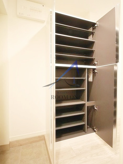 エクセラン旭町の設備|シューズボックスです。