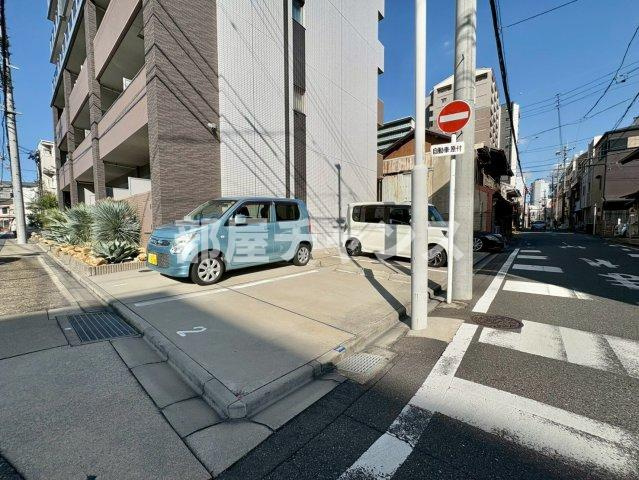 ヴェルドミールの駐車場