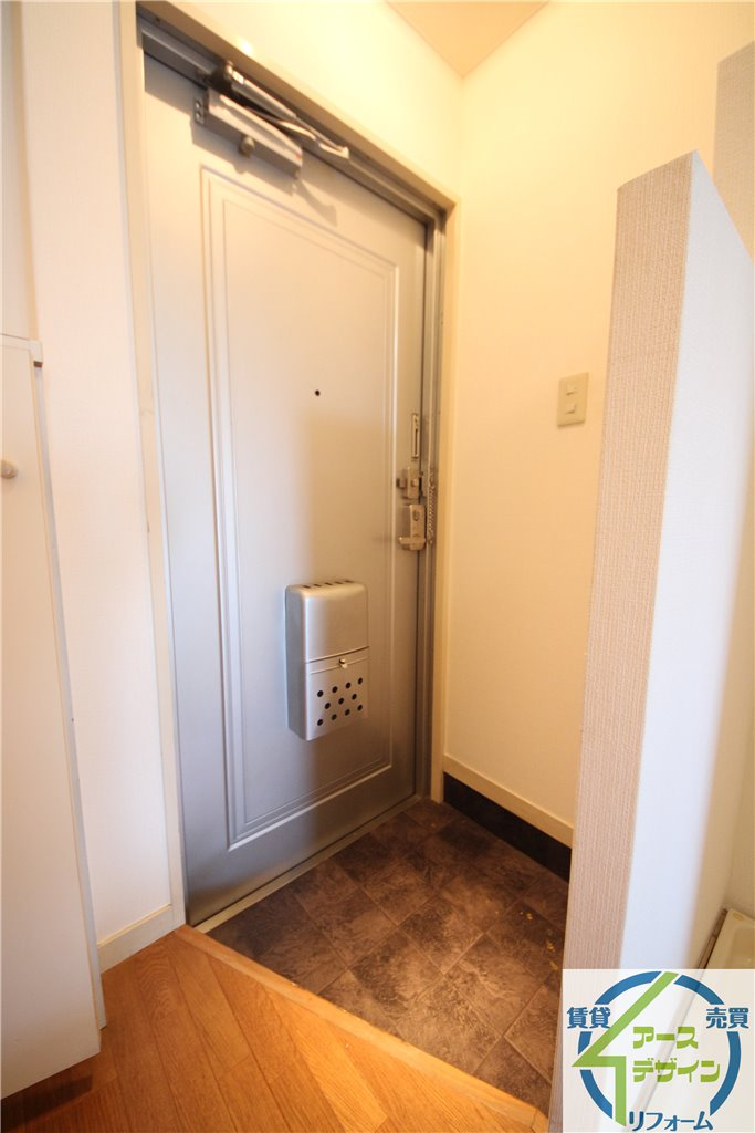 ラコンテ西明石の玄関