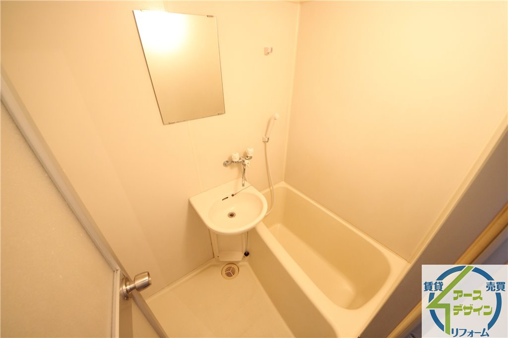 ラコンテ西明石の浴室