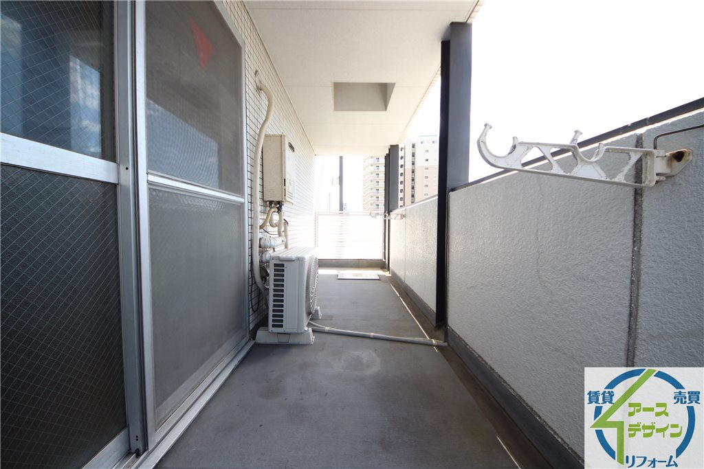 ラコンテ西明石のバルコニー