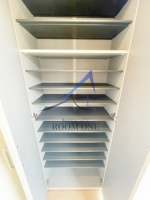 ゼルコーバの収納|収納です。