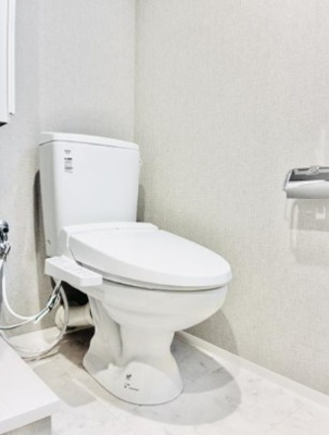 【トイレ】 | レピュア練馬レジデンス | 温水洗浄便座。