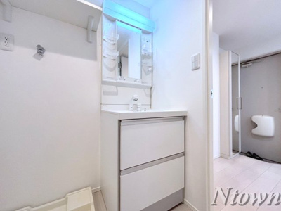 【独立洗面台】 | ハーモニーテラス烏森町 | 朝の身支度には欠かせない独立洗面化粧台