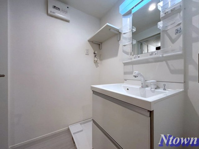 【洗面所】 | ハーモニーテラス上石川町Ⅱ | ゆったりとスペースのある洗面所