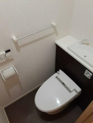 【トイレ】 | グランシャン | 温水洗浄便座。