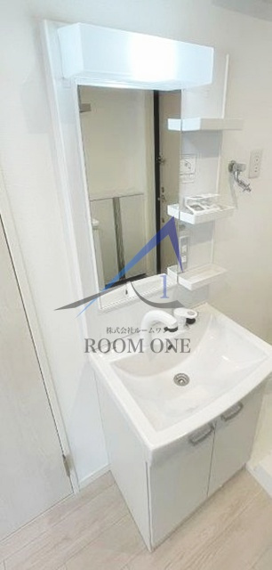 Ｇｌａｎｚ東新宿　の洗面所|洗面台です。