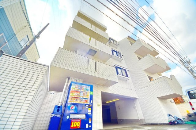 LAZ KONANDAI（LAZ港南台）の外観