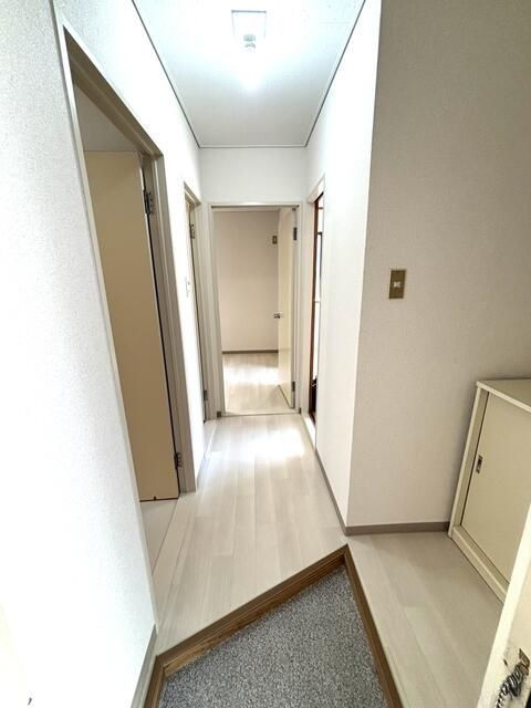 セジュール大岡の玄関