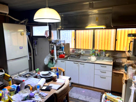 小山市中古戸建　収容豊富！家庭菜園も可能♪のキッチン