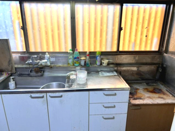 小山市中古戸建　収容豊富！家庭菜園も可能♪のキッチン