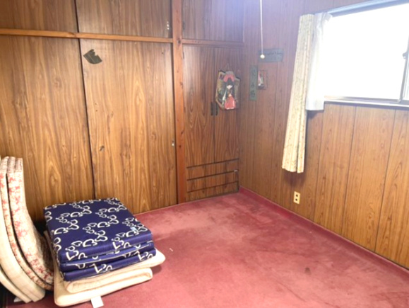 小山市中古戸建　収容豊富！家庭菜園も可能♪の洋室