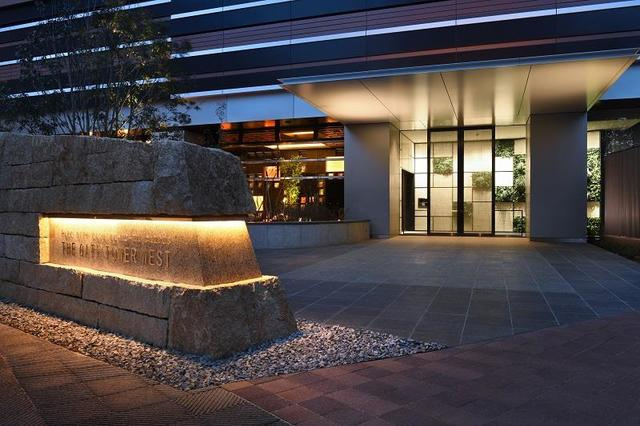 パークシティ柏の葉キャンパス　ザ・ゲートタワー　ウエストのエントランス