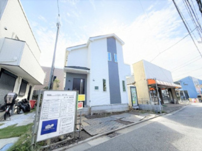 【外観】 | 【仲介手数料５０万円ＯＦＦ】■砧南小学区■長期優良認定住宅■ＺＥＨ水準住宅■省エネ性能ラベル■ | 【お得な諸費用サービスキャンペーン中！！】
詳細は「物件概要」の「諸費用」欄をご確認下さい！
■二子玉川駅と成城学園駅を結ぶバス停「永安寺前」２分
■住宅性能評価７項目で最高評価
■ＺＥＨ水準住宅