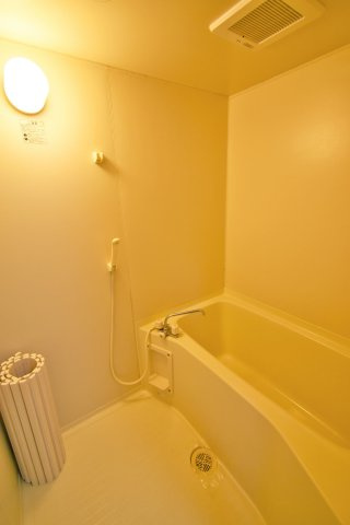 インポート久留米ルビーⅤの浴室|きれいなお風呂です♪