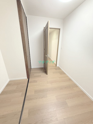  | ＹＳビル | 洋室