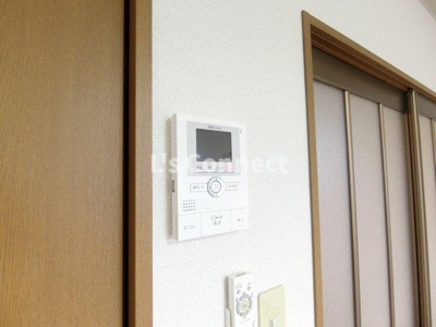 【セキュリティ】 | タウンコート旭 | 突然の来客時もＴＶモニターホンでしっかり確認。
