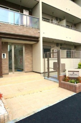 レガーロ フェリーチェのエントランス