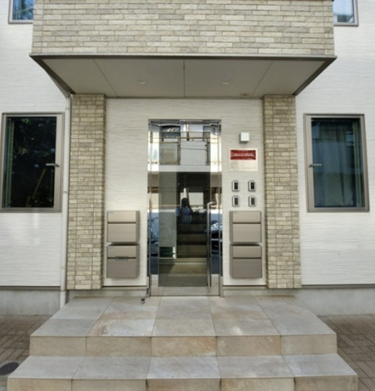 M＆Hコートのエントランス