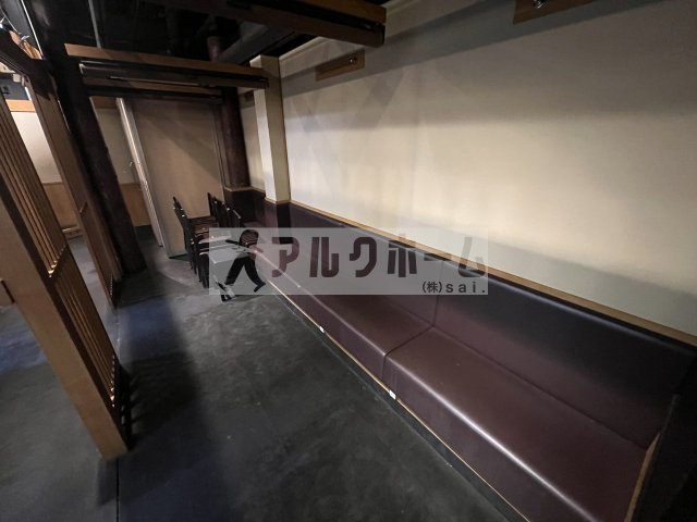 柏原市清州１丁目の店舗の内装