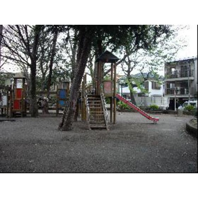 【周辺】 | ハイグレイス・Ｔ | 公園「八幡町緑地まで448ｍ」