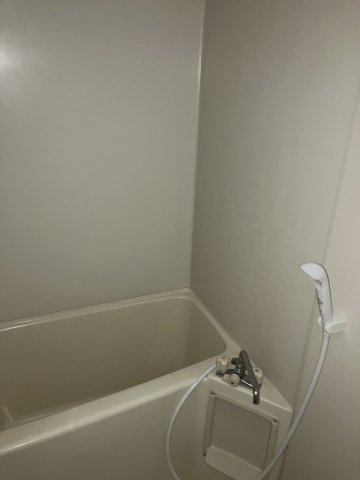 フラッツ奥沢の浴室