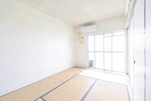 ビレッジハウス足利朝倉2号棟の居間・リビング|ビレッジハウスの同一物件・同一タイプの間取りの写真です