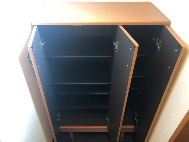 メゾン・アヴォセットの収納|下駄箱