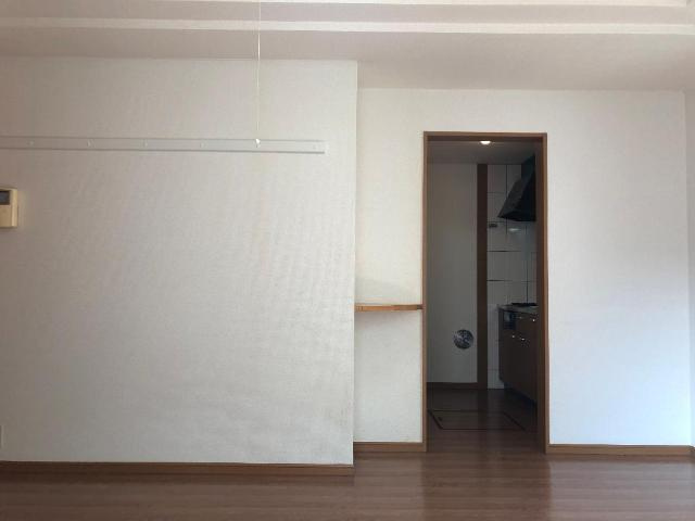 メゾン・アヴォセットの内装|洋室