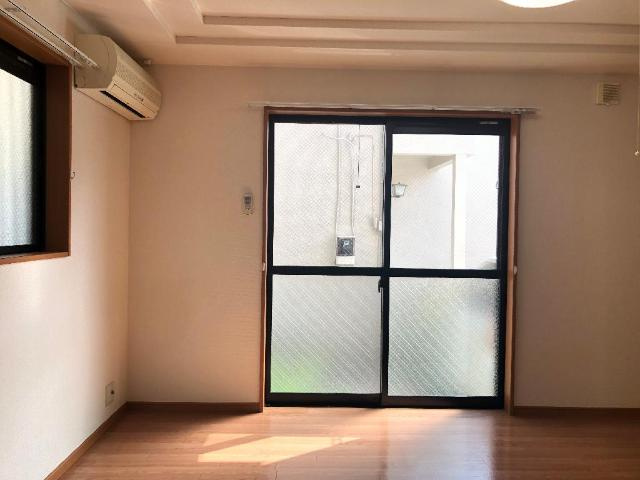 メゾン・アヴォセットの内装|洋室