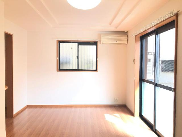 メゾン・アヴォセットの内装|洋室