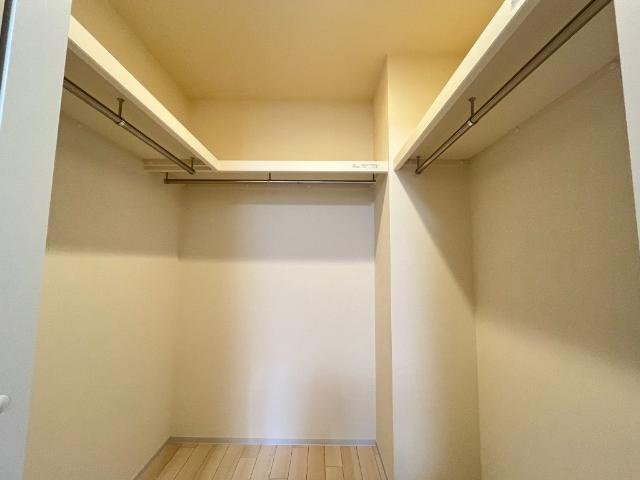 カーネル　ベイスの収納|ウォークインクローゼット